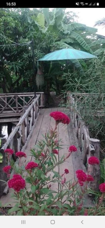 About Sarin Homestay Battambang Exterior foto